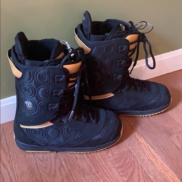 burton sapphire snowboard boots